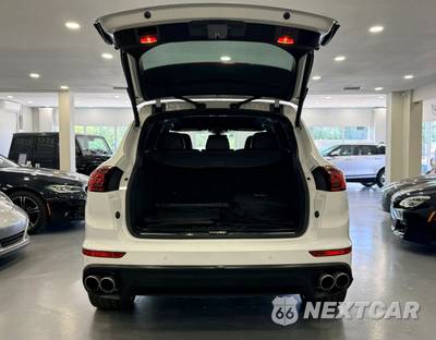 2017 Porsche Cayenne S E-Hybrid Platinum Ed - zdjęcie 34 z 42 - miniatura