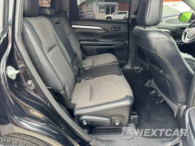 2019 Toyota Highlander LE Plus - zdjęcie 18 z 31 - miniatura