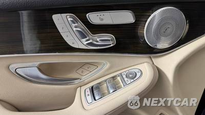 2018 Mercedes-Benz GLC 300 4MATIC - zdjęcie 15 z 29 - miniatura