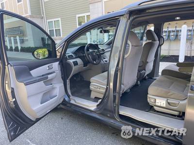 2014 Honda Odyssey LX 118.1" WB - zdjęcie 28 z 40 - miniatura