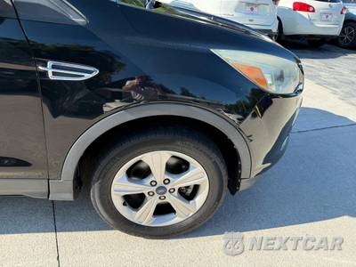 2016 Ford Escape SE - zdjęcie 23 z 29 - miniatura