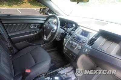 2016 Ford Police Interceptor Sedan - zdjęcie 22 z 38 - miniatura