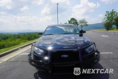 2016 Ford Police Interceptor Sedan - zdjęcie 2 z 38 - miniatura
