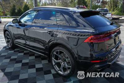 2023 Audi RS Q8 - zdjęcie 9 z 50 - miniatura