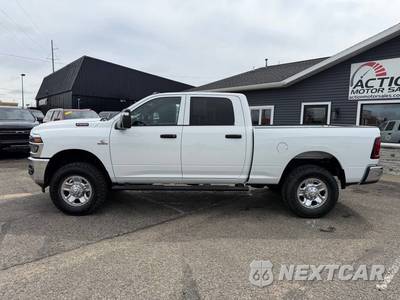 2025 Ram 2500 Tradesman Crew Cab Medium Bed - zdjęcie 2 z 78 - miniatura