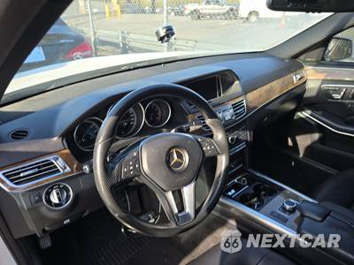 2016 Mercedes-Benz E 350 Luxury 4MATIC Sedan - zdjęcie 11 z 31 - miniatura