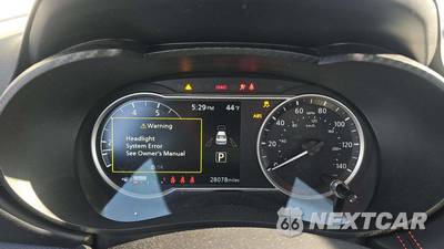 2025 Nissan Versa SR - zdjęcie 31 z 31 - miniatura