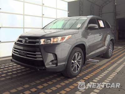 2019 Toyota Highlander XLE - zdjęcie 1 z 19 - miniatura
