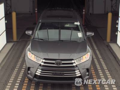 2019 Toyota Highlander XLE - zdjęcie 2 z 19 - miniatura