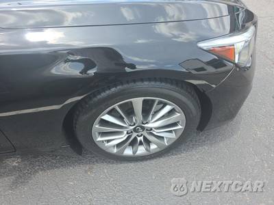 2023 INFINITI LUXE - zdjęcie 9 z 22 - miniatura