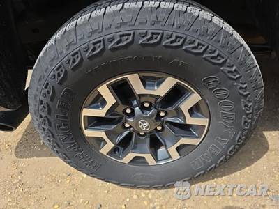 2022 Toyota Tacoma TRD Off-Road Crew Cab Medium Bed - zdjęcie 10 z 21 - miniatura