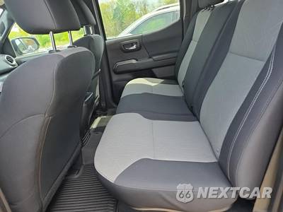 2022 Toyota Tacoma TRD Off-Road Crew Cab Medium Bed - zdjęcie 16 z 21 - miniatura