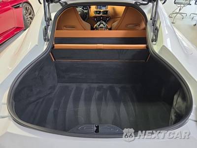2021 Aston Martin Vantage Coupe - zdjęcie 19 z 22 - miniatura