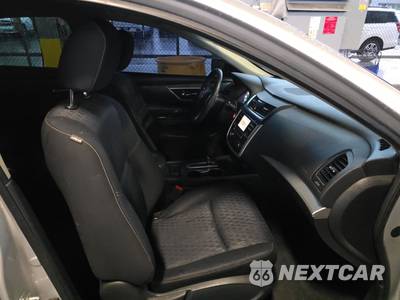 2016 Nissan Altima 2.5 S - zdjęcie 8 z 26 - miniatura