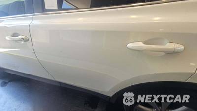 2014 Toyota RAV4 Limited - zdjęcie 8 z 23 - miniatura