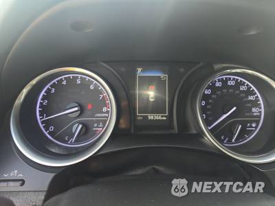 2019 Toyota Camry SE - zdjęcie 12 z 28 - miniatura