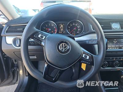 2016 Volkswagen Passat 1.8T S - zdjęcie 10 z 27 - miniatura