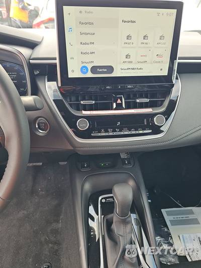 2026 Toyota Corolla XSE Sedan - zdjęcie 17 z 30 - miniatura