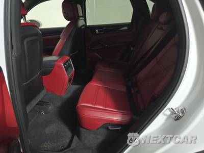 2019 Porsche Cayenne - zdjęcie 13 z 26 - miniatura