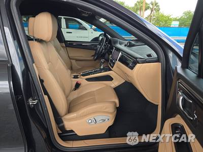 2020 Porsche Macan - zdjęcie 8 z 23 - miniatura
