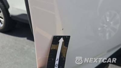 2022 Toyota RAV4 XLE Premium - zdjęcie 8 z 10 - miniatura