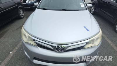 2012 Toyota Camry XLE - zdjęcie 7 z 11 - miniatura