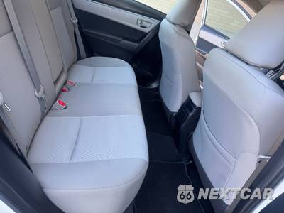 2016 Toyota Corolla LE - zdjęcie 9 z 18 - miniatura