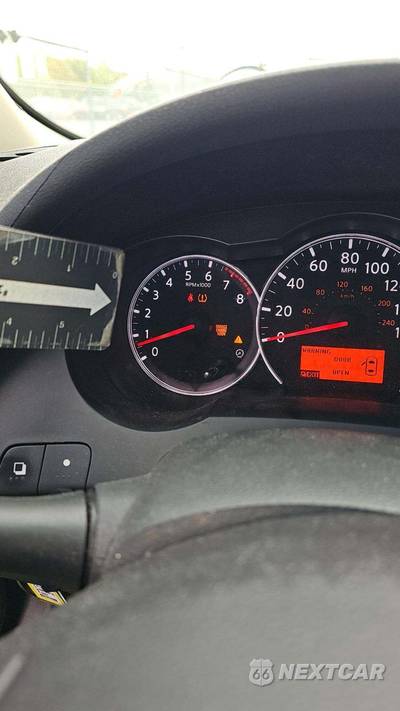 2011 Nissan Altima 3.5 SR Sedan - zdjęcie 12 z 13 - miniatura