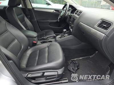 2015 Volkswagen Jetta SE w/Connectivity - zdjęcie 8 z 29 - miniatura