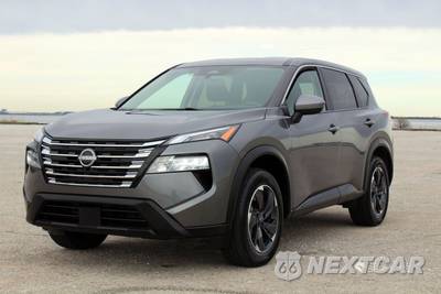 2024 Nissan Rogue SV - zdjęcie 2 z 42 - miniatura