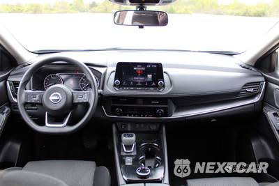 2024 Nissan Rogue SV - zdjęcie 36 z 42 - miniatura