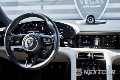 2020 Porsche Taycan Turbo S - zdjęcie 54 z 77 - miniatura