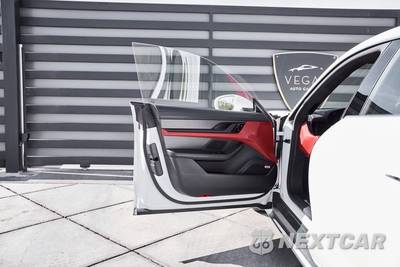 2020 Porsche Taycan Turbo - zdjęcie 29 z 80 - miniatura