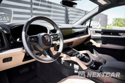 2025 Porsche Cayenne - zdjęcie 2 z 78 - miniatura