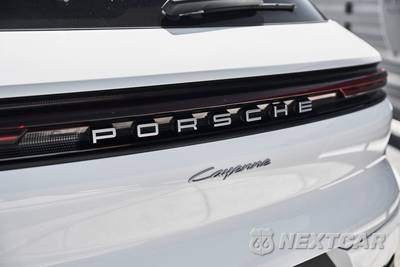 2025 Porsche Cayenne - zdjęcie 9 z 78 - miniatura