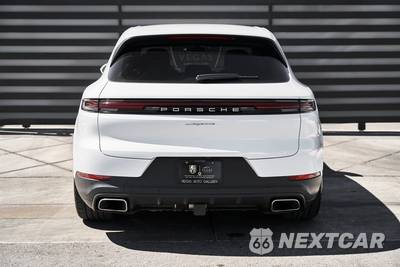 2025 Porsche Cayenne - zdjęcie 13 z 78 - miniatura