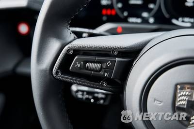 2026 Porsche Taycan Cross Turismo Turbo S - zdjęcie 63 z 89 - miniatura