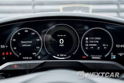 2026 Porsche Taycan Cross Turismo Turbo S - zdjęcie 68 z 89 - miniatura