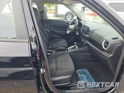 2021 Hyundai Venue SE - zdjęcie 8 z 25 - miniatura