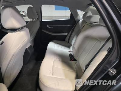 2025 Hyundai Sonata SEL - zdjęcie 12 z 20 - miniatura