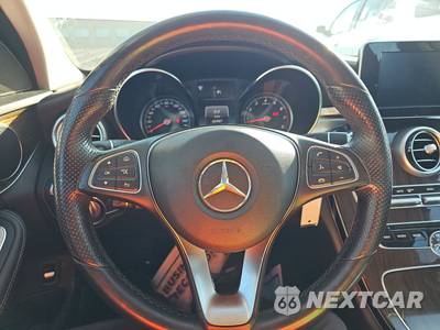 2017 Mercedes-Benz C 300 4MATIC Sedan - zdjęcie 10 z 37 - miniatura