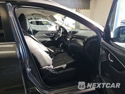 2017 Nissan Rogue Sport SL - zdjęcie 8 z 33 - miniatura