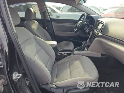 2017 Hyundai Elantra SE Sedan - zdjęcie 8 z 20 - miniatura