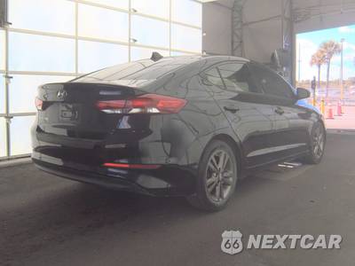 2017 Hyundai Elantra SE Sedan - zdjęcie 4 z 20 - miniatura