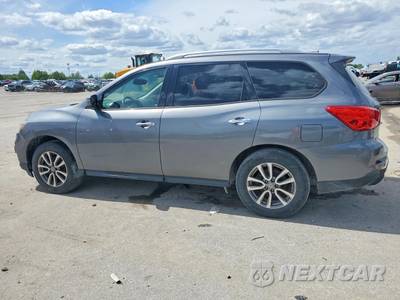2018 Nissan Pathfinder SV - zdjęcie 2 z 13 - miniatura