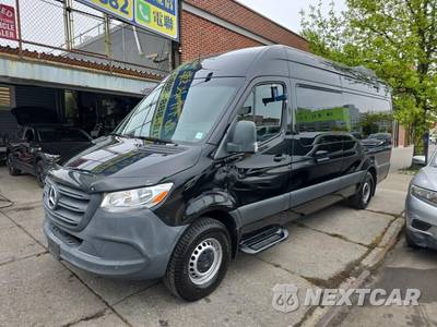 2019 Mercedes-Benz Sprinter 2500 Passenger Van High Roof 170.0" WB