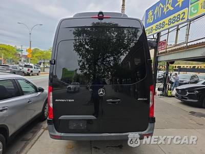 2019 Mercedes-Benz Sprinter 2500 Passenger Van High Roof 170.0" WB - zdjęcie 5 z 31 - miniatura