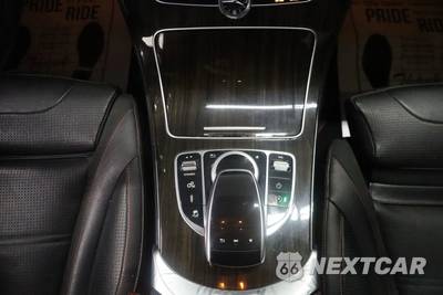 2017 Mercedes-Benz AMG C 43 4MATIC Sedan - zdjęcie 30 z 41 - miniatura