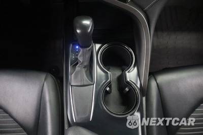 2020 Toyota Camry SE Nightshade - zdjęcie 26 z 40 - miniatura
