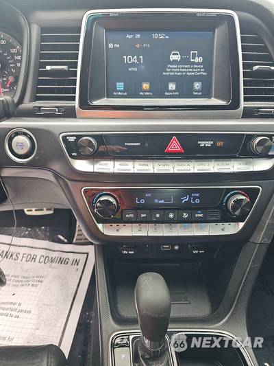 2019 Hyundai Sonata Sport - zdjęcie 17 z 28 - miniatura